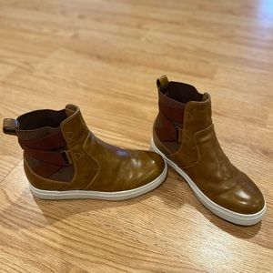 Fall fashion ankle boots